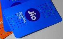 રિલાયન્સ Jioએ ગ્રાહકોને આપી ન્યૂ યર ઑફર, 399ના રિચાર્જ પર મળશે 100 ટકા કેશબેક, જાણો વિગત