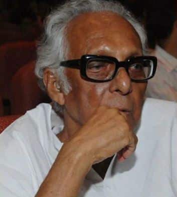 મૃણાલ સેને કોલકાતામાં અંતિમ શ્વાસ લીધા હતા. તેઓને 1981માં પદ્મભૂષણ અને 2005માં દાદા સાહેબ ફાળકે એવોર્ડથી નવાજવામાં આવ્યાં હતા. મૃણાલ 1998થી 2000 સુધી સાંસદ પણ રહ્યાં છે. 1955માં મૃણાલ સેને પોતાન પહેલી ફિલ્મ રાતભોર બનાવી હતી. તેમની આગામી ફિલ્મ નીલ આકાશેર નીચે તેમને ઓળખ આપી. ત્રીજી ફિલ્મ બાઇશે શ્રાવણે તેમને આંતરરાષ્ટ્રીય સ્તરે સ્થાપિત કરી દીધાં.