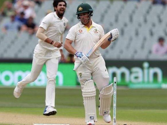 ઈશાંત શર્મા ભારત તરફથી ટેસ્ટમાં સૌથી વધારે વિકેટ લેનારો છઠ્ઠો બોલર બની ગયો છે. ઈશાંતની ટેસ્ટ ક્રિકેટમાં 267 વિકેટ થઈ ગઈ છે. આ સાથે જ તેણે દિગ્ગજ સ્પીનર બિશન સિંહ બેદીને પાછળ રાખી દીધા છે. બેદીએ 67 ટેસ્ટમાં 266 વિકેટ લીધી હતી.