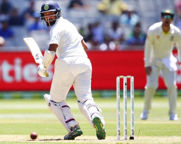 ચેતેશ્વર પૂજારાઃ સૌરાષ્ટ્રનો રન મશીન કહેવાતા ટેસ્ટ સ્પેશિયાલિસ્ટ બેટ્સમેન ચેતેશ્વર પૂજારાએ પ્રથમ ઈનિંગમાં 319 બોલમાં 106 રનની શાનદાર ઈનિંગ રમી હતી. તેણે પ્રથમ ઈનિંગમાં પહેલા ડેબ્યૂ મેન મયંક અગ્રવાલ અને બાદમાં કેપ્ટન કોહલી સાથે મળીને પાર્ટનરશિપ કરી હતી. જેના કારણે ભારતનો સ્કોર 400 રનને પાર થઈ શક્યો હતો.