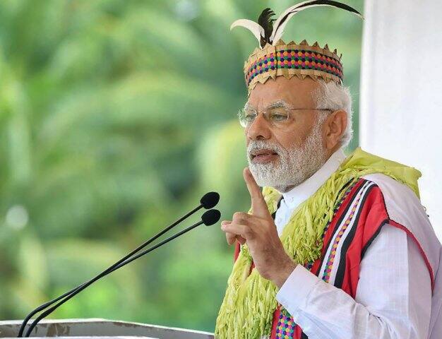 પોર્ટ બ્લેયર: પ્રધાનમંત્રી નરેન્દ્ર મોદીએ અંદમાન અને નિકોબારના ત્રણ દ્વીપોના નામ બદલવાની જાહેરાત કરી છે. નેતાજી સુભાષ ચંદ્ર બોઝના અહીં તિરંગા લહેરાવાની 75મી વર્ષગાંઠ પર આ જાહેરાત કરવામાં આવી છે. પ્રધાનમંત્રીએ ભાષણ દરમિયાન કહ્યું હતું કે રોસ દ્વીપનું નામ બદલીને નેતાજી સુભાષ ચંદ્ર બોઝ દ્વીપ રાખવામાં આવશે.