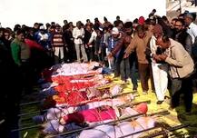 ભચાઉ અકસ્માત: એક જ પરિવારના 10 મૃતકોની અંતિમયાત્રા લોકો ધ્રુસકે-ધ્રુસકે રડી પડ્યાં, જુઓ આ રહી તસવીરો