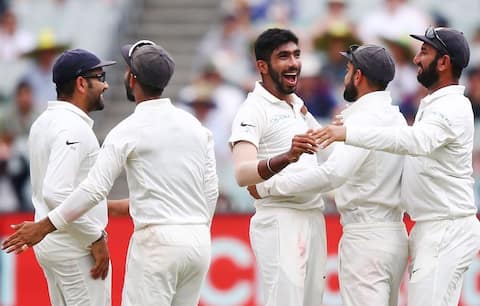 INDvAUS: મેલબોર્ન ટેસ્ટમાં જીત છતાં કોહલી અંતિમ ટેસ્ટમાં પ્લેઈંગ ઈલેવનમાં કરશે ફેરફાર, જાણો શું છે કારણ INDvAUS: મેલબોર્ન ટેસ્ટમાં જીત છતાં કોહલી અંતિમ ટેસ્ટમાં પ્લેઈંગ ઈલેવનમાં કરશે ફેરફાર, જાણો શું છે કારણ