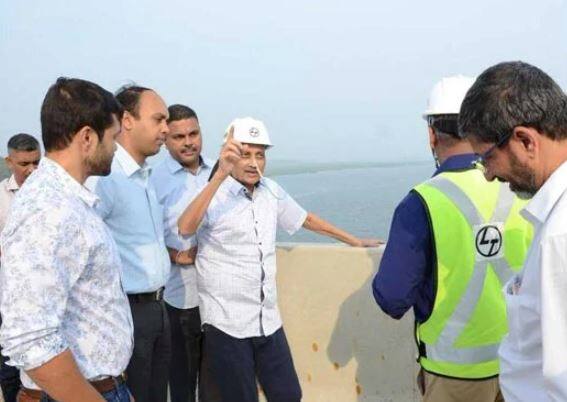 પર્રિકરે16 ડિસેમ્બરે જોરી અને મંડોવી બ્રિજનાં નિર્માણ કાર્યોનું પણ નિરીક્ષણ કર્યું હતું. તેમની સારવાર ગત ફેબ્રુઆરીથી ચાલી રહી છે.