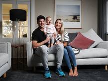 ઓસ્ટ્રેલિયાના ક્યા ક્રિકેટરની હૉટ પત્નિએ ભારતના આ યુવા ક્રિકેટરને ગણાવ્યો બેસ્ટ બેબીસીટર? જાણો વિગત