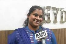 આ લેડી કોન્સ્ટેબલે રસ્તા પરથી મળેલી 2 મહિનાની બાળકીને પોલીસ સ્ટેશનમાં જ કરાવ્યું સ્તનપાન અને......