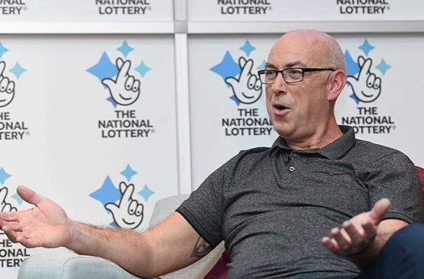 થોડા મહિના અગાઉ બ્રિટનના 51 વર્ષના એન્ડ્રૂ ક્લાકને 76 મિલિયન યુરોનો જેકપોટ લાગ્યો હતો. નવ યુરોપિયન દેશોમાં ‘યુરોમિલિયન’ના દર સપ્તાહે બે ડ્રો થાય છે.