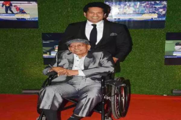 નવી દિલ્હીઃ ભારત અને ઓસ્ટ્રેલિયા વચ્ચે ચોથી અને અંતિમ ટેસ્ટ સિડની ક્રિકેટ ગ્રાઉન્ડમાં રમાઇ રહી છે, ત્યારે આ બધાની વચ્ચે એક ખરાબ સમાચાર પણ છે કે, ક્રિકેટના ભગવાન અને માસ્ટર બ્લાસ્ટર સચીન તેંદુલકરના કૉચ અને ગુરુ રમાકાંત આચરેકરનું નિધન થઇ ગયુ છે. 