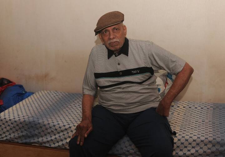 સમીર દિેધે (વિકેટકીપર, બેટ્સમેન), સંજય બાંગર (રમાકાંતે સંજય બાંગરને પણ ટ્રેનિંગ આપી હતી), અજીત અગારકર (ફાસ્ટ બૉલર), વિનોદ કાંબલી (બેટ્સમેન, સચીનનો મિત્ર), રમેશ પોવાર (સ્પીનર), સચીન તેંદુલકર (ક્રિકેટનો માસ્ટર બ્લાસ્ટર ખેલાડી)