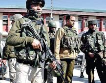 જમ્મુ-કાશ્મીર: સુરક્ષાદળો સાથે થયેલી અથડામણમાં 3 આતંકી ઠાર, એક જવાન ઘાયલ