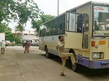 નડીયાદથી ગોધરા જતી ST બસના ડ્રાઈવરને આવ્યો હાર્ટ એટેક, મુસાફરોના કેવી રીતે બચાવ્યા જીવ?