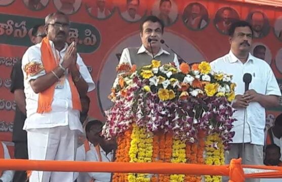 આ અનુસાર આશે 27 હજાર યુવકોને અલગ-અલગ રીતે પહેલા જ રોજગારની તકો મળી ચુકી છે અને આગામી વર્ષે 50 હજારના આંકડાને પાર કરી જશે.