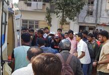 વડોદરામાં હીટ & રન: BMWના ચાલકે ટક્કર મારતાં ભાઈ-બહેન હવામાં ફંગોળાયાં, જાણો વિગત