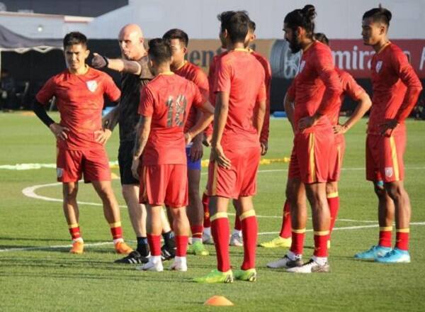 આઠ વર્ષ બાદ એશિયન ફૂટબોલ કોન્ફિડરેશનના એશિયન કપ ફૂટબોલ ટુર્નામેન્ટમાં ક્વોલિફાય થયેલું ભારત તેની પ્રથમ ગ્રુપ મેચમાં થાઈલેન્ડ સામે ટકરાશે. ભારત એશિયન કપમાં ચોથી વખત રમી રહ્યું છે અને આ વખતે ટીમનું સૌપ્રથમ લક્ષ્ય રાઉન્ડ ઓફ 16માં ક્વોલિફાય થવાનું છે. ભારત અને થાઈલેન્ડ વચ્ચેની મેચ સાંજે 7 વાગ્યાથી શરૂ થશે. 