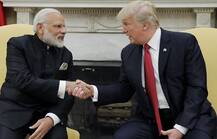 ડોનાલ્ડ ટ્રમ્પે PM નરેન્દ્ર મોદીને કર્યો ફોન, જાણો આ બે દિગ્ગજ નેતાઓ વચ્ચે શું થઈ વાતચીત