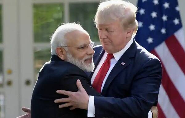 જોકે હજુ હાલમાં જ ટ્રમ્પે નરેન્દ્ર મોદી પર અફઘાનિસ્તાન મુદ્દે વ્યંગ કર્યો હતો. નરેન્દ્ર મોદીએ અફઘાનિસ્તાનમાં ભારતના કાર્યોનો ઉલ્લેખ કર્યો હતો. તે અંગે ટ્રમ્પે કહ્યું હતું કે અફઘાનિસ્તાન કોઇ એક દેશની જવાબદારી નથી તેમાં કેટલાંય દેશોને સાથે મળીને ચાલવું પડશે. ટ્રમ્પે અમેરિકી ખર્ચ અંગે પણ ઈશારામાં ભારત પર નિશાન સાધ્યું હતું.