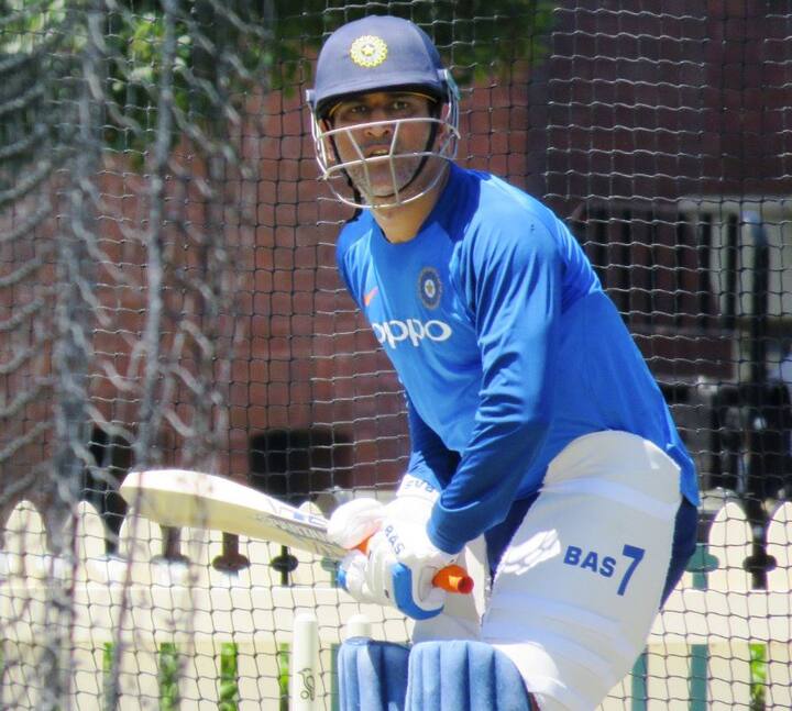 સિડનીઃ ઓસ્ટ્રેલિયા સામે 4 મેચની ટેસ્ટ શ્રેણીમાં 2-1થી ભવ્ય જીત મેળવ્યા બાદ ભારતીય ટીમ યજમાન ટીમને વન ડેમાં પણ ધૂળ ચટાડવા સજ્જ થઈ ગઈ છે. આ માટે ભારતના વન ડે સ્પેશિયાલિસ્ટ ખેલાડીઓ ઓસ્ટ્રેલિયા પહોંચી ગયા છે અને 12 જાન્યુઆરીથી શરૂ થતી વન ડે શ્રેણી માટે પ્રેક્ટિસમાં લાગી ગયા છે.