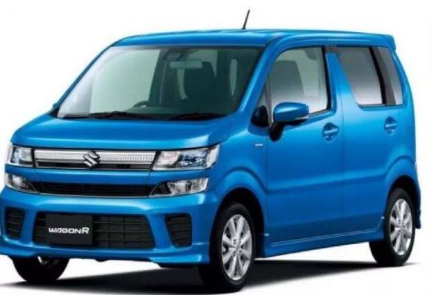 નવી દિલ્હી: મારૂતિ સુઝુકી ભારતમાં પોતાની નવી કાર Wagon R લોન્ચ કરવા જઈ રહ્યું છે. કંપની 23 જાન્યુઆરી 2019ના નવી વેગન આર કાર ભારતમાં લોન્ચ કરશે. આ નવી કારનો મુકાબલો ભારતમાં Hyundai ની Santro અને Tata ની Tiago સાથે થશે. અનુમાન છે કે આ નવી કાર આવવાથી મારૂતિ સુઝુકીના ઓવરઓલ વેચાણમાં વધારો થશે. મિકેનિકલ રીતે વાત કરવામાં આવે તો આશા છે કે 2019 Wagon R બે પેટ્રોલ એન્જિન ઓપ્શન 1-લીટર અને 1.2 લીટર સાથે આવશે. 5-સ્પીડ મેન્યૂઅલ ગેરબોક્સ સાથે-સાથે 5-સ્પીડ ઓટોમેટિક ટ્રાન્સમિશન પણ આપવામાં આવી શકે છે.
