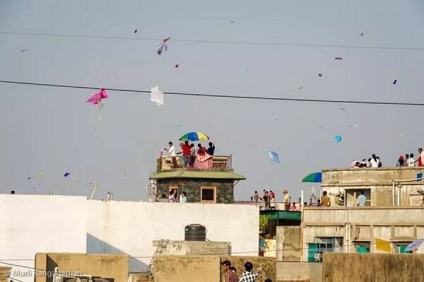 તેની અસર તળે પવનની ગતિ સારી રહેશે. જેથી પતંગ રસિયાઓને પતંગ ચગાવવાની મઝા પડી જશે. ઉત્તરાયણ અને વાસી ઉત્તરાયણે પવન સારો રહેવાના કારણે પતંગ સહેલાઈથી આકાશની ઉડી શકશે. તેમજ રાજ્યભરમાં આકાશ વાદળછાયું રહેશે.