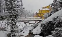 હિમાચલ પ્રદેશમાં બરફવર્ષા થતા સહેલાણીઓ ખુશ, અદભૂત નજારો જોવા મળ્યો, જુઓ તસવીરો