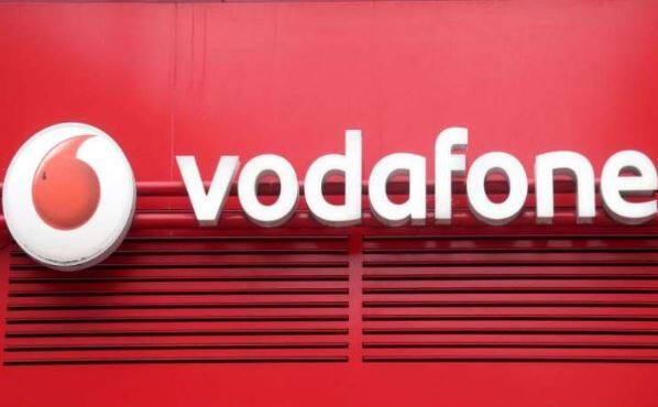 વોડાફોનની વેબસાઈટ પર નવા 396 રૂપિયાના પ્રીપેડ પ્લાન વિશે વિસ્તારથી જાણકારી આપવામાં આવી છે. આ પ્લાનમાં ગ્રાહકોને 69 દિવસ સુધી 1.4 GB પ્રતિદિવસના હિસાબે કુલ 96.6 GB ડેટા આપવામાં આવી રહ્યો છે. આ સાથે જ એનલિમિટેડ એસટીડી, લોકલ અને રોમિંગ કોલની સાથે 100 એસએમએસ પ્રતિદિવસ આપવામાં આવી રહ્યા છે.