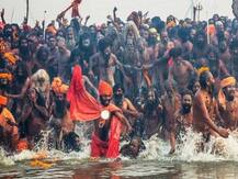 Kumbh Mela 2019: પ્રયાગરાજમાં કુંભનો શંખનાદ, 20 લાખ સાધુઓએ કર્યું શાહી સ્નાન