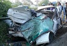 અમદાવાદ: બાવળા-ચાંગોદર હાઈવે પર એકસાથે ત્રણ કારનો ટ્રિપલ અકસ્માત સર્જાયો, કારનો થયો કચ્ચરઘાણ