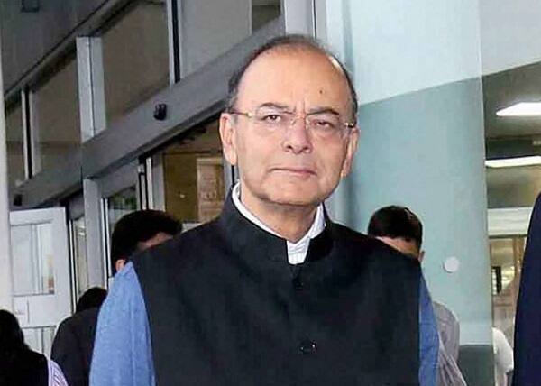 66 વર્ષનાં જેટલી ઓગષ્ટ મહિનાથી પાછા કામે લાગ્યા હતા. તેઓ ડાયાબિટીસથી પણ પિડાય છે એટલા માટે તેમણે બેરિયાટ્રિક સર્જરી પણ કરાવી હતી. વર્ષો પહેલા તેમને હ્રદય રોગ મામલે પણ ઓપરેશન કરવામાં આવ્યુ હતું.