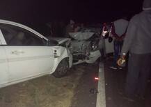 અરવલ્લી: લગ્નની કંકોત્રી આપવા જતાં હતા અને બે કાર વચ્ચે થયો અકસ્માત, માતા-પુત્ર સહિત ત્રણનાં મોત