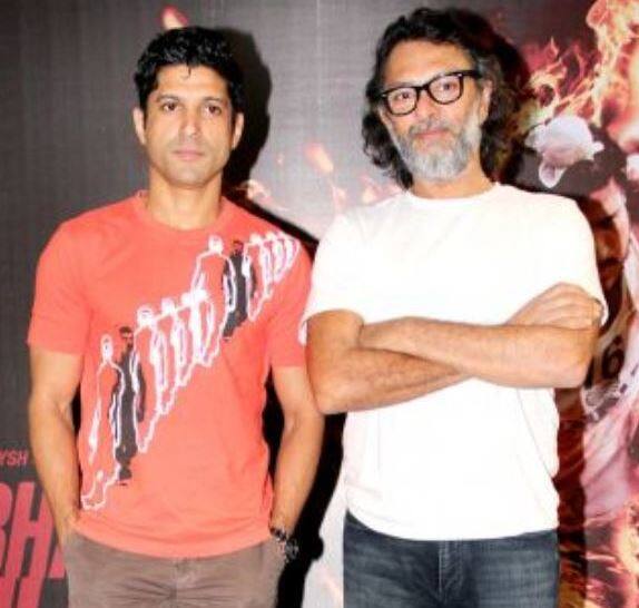 એક્ટરે ટ્વિટ કરીને લખ્યું કે, ભાગ મિલ્ખા ભાગના 6 વર્ષ બાદ રાકેશ ઓમપ્રકાશ મેહરા અને હું ‘તુફાન’ લઈને એક સાથે આવી રહ્યા છે. જે એક બોક્સરની કહાની છે. આ નવી જર્નીની શરૂઆત માટે તમારા સૌની શુભકામના ઈચ્છું છું.