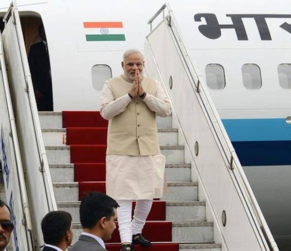 19 જાન્યુઆરી: સવારે 11 વાગ્યે રાજભવનથી બાય રોડ અમદાવાદ એરપોર્ટ રવાના, 11.30 વાગ્યે અમદાવાદથી સુરત એરપોર્ટ રવાના, 12.25 બપોરે સુરત એરપોર્ટ આગમન, 12.25 વાગ્યે હેલિકોપ્ટર દ્વારા સુરતથી સેલવાસ જવા રવાના