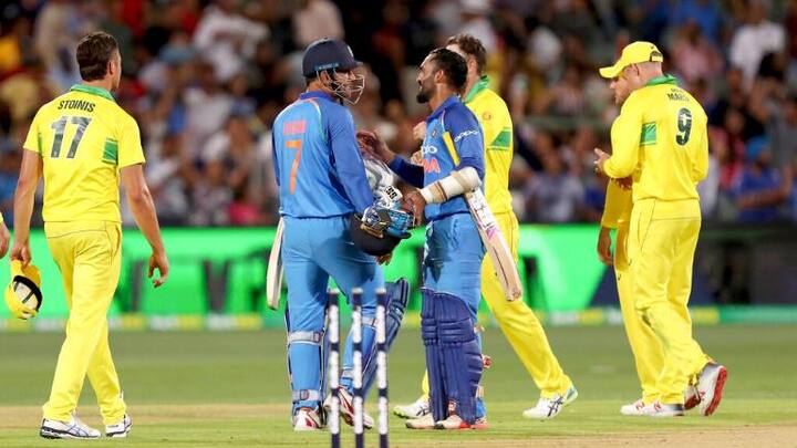 આ સિરીઝની જો વાત કરવામાં આવે તો ધોની બે વખત નોટ-આઉટ રહ્યો હતો અને એકવાર અમ્પાયરની બેદરકારીને કારણે ધોનીને ખોટો આઉટ આપવામાં આવ્યો હતો. ઓસ્ટ્રેલિયામાં રમાયેલી ત્રણ મેચની સિરીઝમાં પ્રથમ મેચમાં 51 રન બનાવ્યા હતા, આ મેચમાં અંપાયર દ્વારા ખોટી રીતે LBW આપવામાં આવ્યું હતુ. જોકે રિવ્યૂમાં ખબર પડી હતી કે બોલ લેગ સ્ટંપની બહારથી નીકળી ગઇ હતી. એડિલેડમાં ધોની 55 રન સાથે નૉટ-આઉટ રહ્યો હતો. જ્યારે મેલબર્નમાં રમાયેલી અંતિમ મેચમાં ધોની 87 રન સાથે નૉટ-આઉટ રહ્યો હતો.