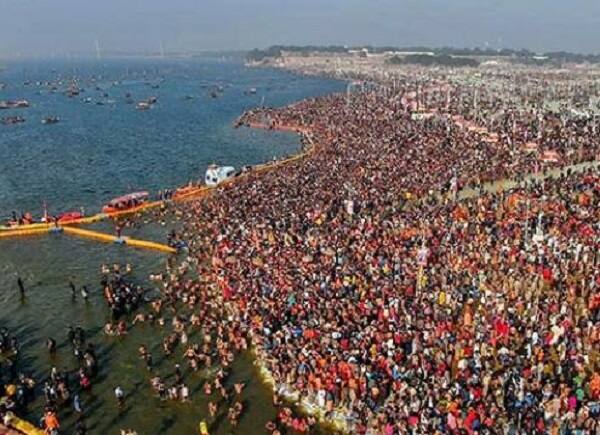 ભારતના દિગ્ગજ ક્રિકેટરો કુંભમેળામાં સામેલ થવા માટે સંગમનગરી જવાના છે. કુંભનગરીમાં વસંતપંચમી પર દિગ્ગજ ખેલાડીઓ સંગમ પર નજરે પડે તેવી શક્યતા છે. અહીં ક્રિકેટરો તેમના પરિવાર સાથે સ્નાન કરશે. આ સાથે દેશના 13 અખાડાના શાહી સ્નાનને જોવાનો લ્હાવો પણ લેશે.