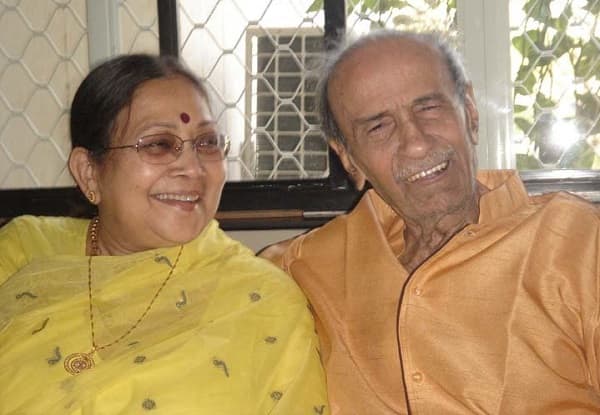 અમદાવાદઃ પ્રસિદ્ધ હાસ્યલેખક અને નાટ્યકાર તારક મહેતાનાં ધર્મપત્ની ઈન્દુ તારક મહેતાનું અમદાવાદ ખાતે 75 વર્ષની વયે અવસાન થયું છે. થોડા દિવસ પૂર્વે આવેલા હાર્ટ અટેકને પગલે તેમને અમદાવાદની ઝાયડ્સ હોસ્પિટલ ખાતે ખસેડવામાં આવ્યાં હતાં. 
