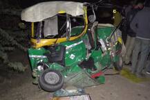 બનાસકાંઠાઃ ટ્રેલર અને રિક્ષા વચ્ચે અકસ્માતમાં 4નાં મોત, રિક્ષાનો નીકળી ગયો કચ્ચરઘાણ