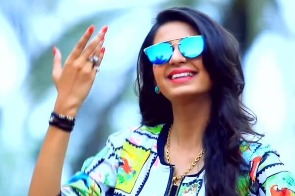 કોમર્શિયલ કોર્ટમાં દાવો કરનારા યુવકે હાઈર્ટમાં આ મુદ્દે કેવિયેટ દાખલ કરી સમયની માગણી કરવામાં આવી છે તેથી કેસની સુનાવણી મંગળાવારે એટલે કે 23મી જાન્યુઆરી પર મુકરર કરી છે. જ્યારે કિંજલ દવેએ રજૂઆત કરી છે કે, કોમર્શિયલ કોર્ટનો આદેશ એકતરફી અને અન્યાયી છે. આ સોંગ તેની અને તેની કંપનીની મૌલિક રચના છે.