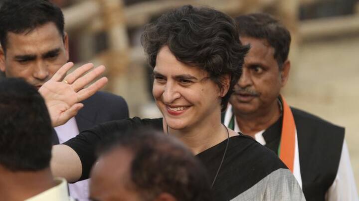 પ્રિયંકા ગાંધી કરિશ્માપૂર્ણ વ્યક્તિત્વ ધરાવે છે અને અત્યાર સુધી પોતાની માતા સોનિયા ગાંધીના લોકસભા મતવિસ્તાર તથા રાહુલ ગાંધીના લોકસભા મતવિસ્તાર અમેઠીની સંભાળ લેતાં હતાં. હવે તેમને સીધી જ લોકસભાની ચૂંટણીની જવાબદારી સોંપવામાં આવી છે.