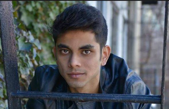 આ ફિલ્મને રંજન ચંડેલ ડાયરેક્ટ કરી રહ્યાં છે. રંજન ચંડેલ પણ બમફાડ થી ડાયરેક્શનમાં ડેબ્યૂ કરશે. ફિલ્મમાં આદિત્યની અપોઝિટ શાલિની પાંડે હશે. શાલિની પાંડે તેલુગુ ફિલ્મ અર્જૂન રેડ્ડીમાં મુખ્ય ભૂમિકા ભજવી ચુકી છે.