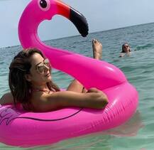 થાઈલેન્ડમાં વેકેશન એન્જોય કરી રહી છે આ હોટ એક્ટ્રેસ, શેર કર્યા બોલ્ડ PICS,જુઓ તસવીરો