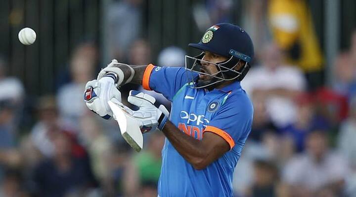 ભારતીય ટીમઃ વિરાટ કોહલી (કેપ્ટન), રોહિત શર્મા (ઉપ-કેપ્ટન), મહેન્દ્ર સિંહ ધોની (વિકેટકીપર), કેદાર જાધવ, અંબાતી રાયડુ, શિખર ધવન, દિનેશ કાર્તિક, શુભમન ગિલ, વિજય શંકર, ખલીલ અહેમદ, યુજવેન્દ્ર ચહલ, રવિન્દ્ર જાહેજા, કુલદીપ યાદવ, ભુવનેશ્વર કુમાર, મોહમ્મદ શમી, મોહમ્મદ સિરાજ.