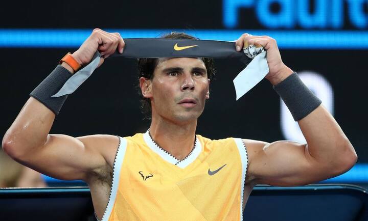 31 વર્ષીય જોકોવિચે સાતમી વખત ઓસ્ટ્રેલિયન ઓપનનો ખિતાબ જીત્યો હતો. આ પહેલા તેણે 2008, 2011, 2012, 2013, 2015, 2016 ખિતાબ જીત્યો હતો. આજની ફાઇનલ જીતવાની સાથે જ તેણે ઓસ્ટ્રેલિયન ઓપનના ઓલટાઇમ વિજેતા રોજર ફેડરર અને રોય ઇમર્સનને પાછળ રાખી દીધા હતા. આ બંનેએ છ-છ વખત આ ખિતાબ પર કબજો કર્યો હતો.