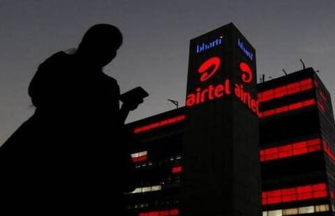 Airtel એ ફરીથી રજૂ કર્યા બે નવા પ્રીપેડ પ્લાન, જાણો શું છે ઓફર Airtel એ ફરીથી રજૂ કર્યા બે નવા પ્રીપેડ પ્લાન, જાણો શું છે ઓફર