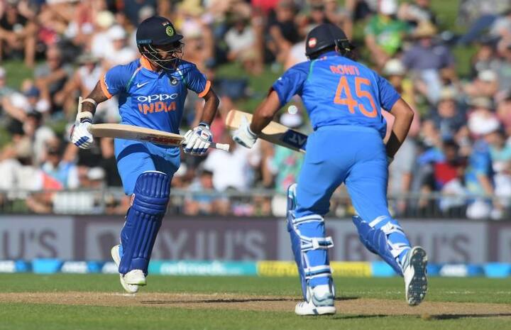 ભારત અને ન્યૂઝિલેન્ડ વચ્ચે સોમવારે પાંચ વનડે મેચોની સીરિઝની ત્રીજી વનડે મેચ ન્યૂઝીલેન્ડના માઉન્ટ મોઉનગુઇના બે ઓવલ મેદાનમાં રમાશે.  ત્રીજી વનડે ભારતીય સમયાનુસાર સવારે 7.30 વાગે શરૂ થશે. 