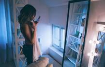 વોર્ડ બોયે MRI ટેસ્ટ માટે યુવતીને અલગ રૂમમાં કપડાં બદલવા માટે કહ્યું પછી શું થયું? જાણો વિગત