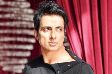 આ મામલે સોનૂ સૂદે સ્પષ્ટતા પણ કરી છે. તેનું કહેવું છે કે, જે જગ્યાએ હોટલ ચાલી રહી છે તેનું પેપર વર્ક કરવામાં આવી રહ્યું છે. તેમાં થોડો વિલંબ થઈ રહ્યો છે. સોનૂ સૂદે કહ્યું કે, તેણે કોઈ ગેરકાયદેસર કામ કર્યું નથી અને ન તો કોઈ ભૂલ કરી છે.