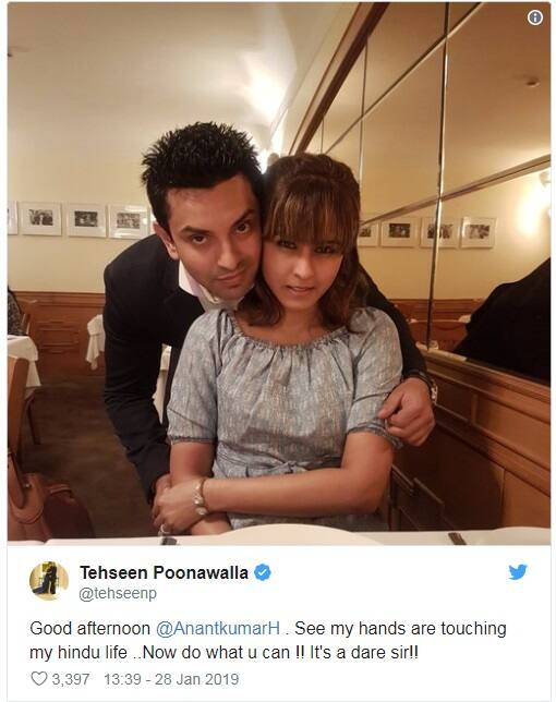 અનંત હેગડેનાં નિવેદની ખુબ ટીકા પણ થઈ હતી. હિન્દુ યુવતીઓના નિવેદન બાદ કર્ણાટકના કોંગ્રેસ પ્રમુખ દિનેશ ગુંડુરાવ અને તેની વચ્ચે ટ્વીટર પર યુદ્ધ છેડાયું. સાથે જ કર્ણાટકના વિકાસમાં હેગડેના યોગદાન અને ઉપલબ્ધિ પર પણ સવાલ ઉઠ્યા હતા.