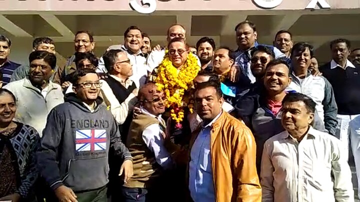 સિદ્ધપુર નગરપાલિકાની પેટા ચૂંટણીમાં ભાજપનો વિજય થયો છે. વોર્ડ ન. 7ની પેટાચૂંટણીમાં ભાજપના ઉમેદવાર ભરત મોદીનો 461 મતે વિજય છે. ભરત મોદીને કુલ 1247 મત મળ્યા મળ્યા છે.