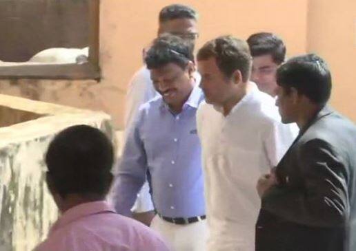 કોંગ્રેસ અધ્યક્ષે આગળ લખ્યું કે આજે તેઓ કોચ્ચિમાં કેરળની બૂથ કમિટીના સભ્યોને સંબોધિત કરવાના છે. તેમણે લખ્યું કે તેમની જનસભાને તેમના ઓફિશિયલ ફેસબુક પેજ પર લાઇવ પ્રસારણ થશે.