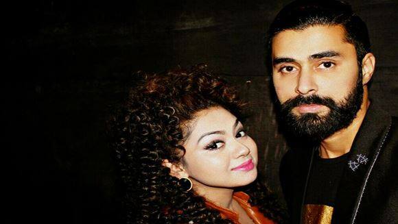 સારવાર દરમિયાન શિવાની ભાટિયાનું મોત થયું હતું, જ્યારે તેના પતિ નિખિલ ભાટિયાની ગંભીર હાલતને જોતાં દિલ્હી સારવાર અર્થે ખસેડવામાં આવ્યો હતો. ઘટનાની માહિતી મળ્યા બાદ પહોંચેલા પરિવારજનો શિવાનીના મૃતદેહને દિલ્હી લઈ ગયા હતા.