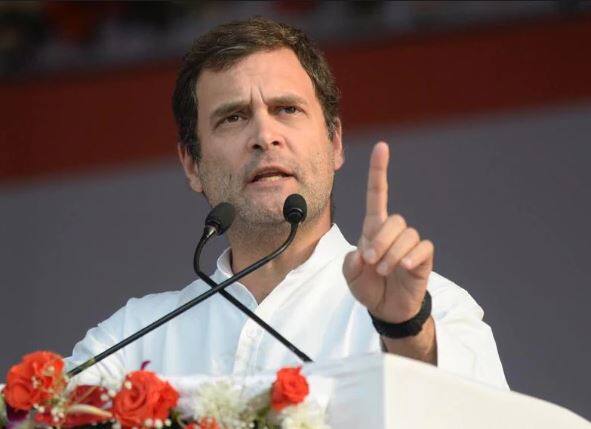 રાહુલ ગાંધીએ કહ્યું કે, ‘2019ની ચૂંટણી જીતવાની સાથે અમે સંસદમાં સૌથી પહેળા મહિલા અનામત બીલ પાસ કરાવીશું.’ તેઓએ વધુમાં ઉમેર્યું હતું કે અમે મહિલાઓને નેતૃત્વના સ્તર પર જોવા માંગીએ છીએ. ઉલ્લેખનીય છે કે આ બીલનો ઉદેશ્ય લોકસભા અને વિધાનસભામાં મહિલાઓ માટે 33 ટકા અનામતની જોગવાઇ કરવાનો છે. આ મુદ્દે સહમતી ન બનાવાના કારણે આ બીલ લાંબા સમયથી વિલંબમાં છે.